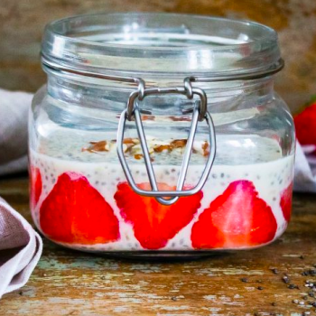 Almond and Strawberry Chia Pudding